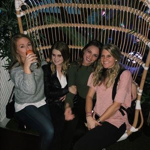 Meet your Posher, Kelley